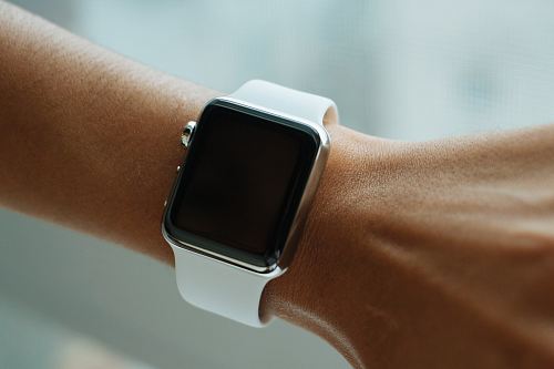 turned-off silver aluminum Apple Watch with Sport Band
